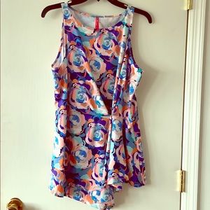 Spring top—tuck tunic